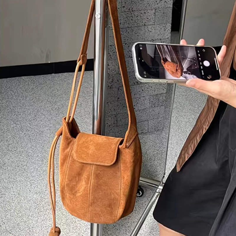 Beuteltasche aus mattiertem Wi – Interior Design High End Bewertung und Preis